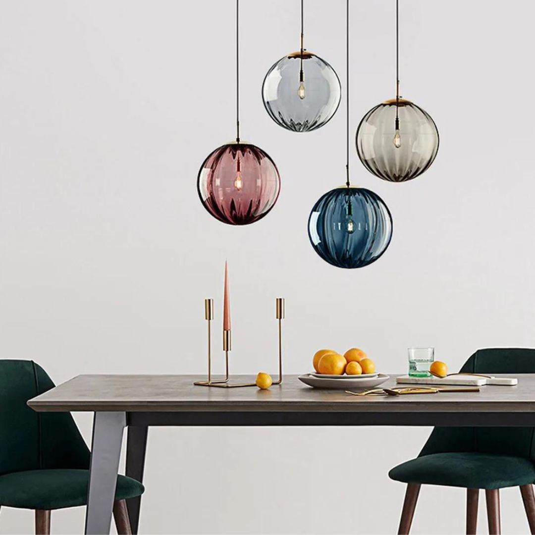 MajesticGlobe - Elegant Glass Globe Pendant Light for Luxurious Interiors