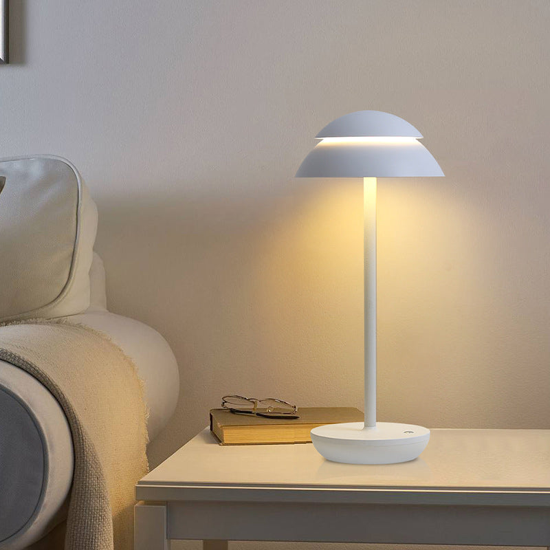 Aurelia Noire - Rechargeable Wireless LED Table Lamp