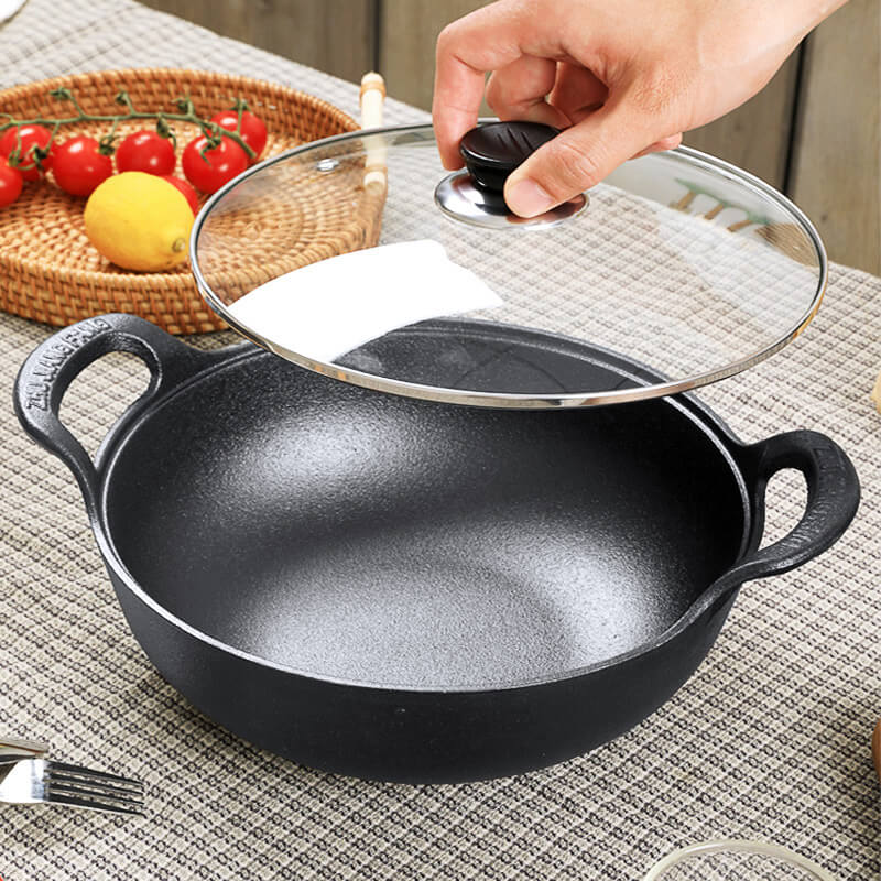 CastePrima - Non-Stick Cast Iron Skillet with Wooden Lid