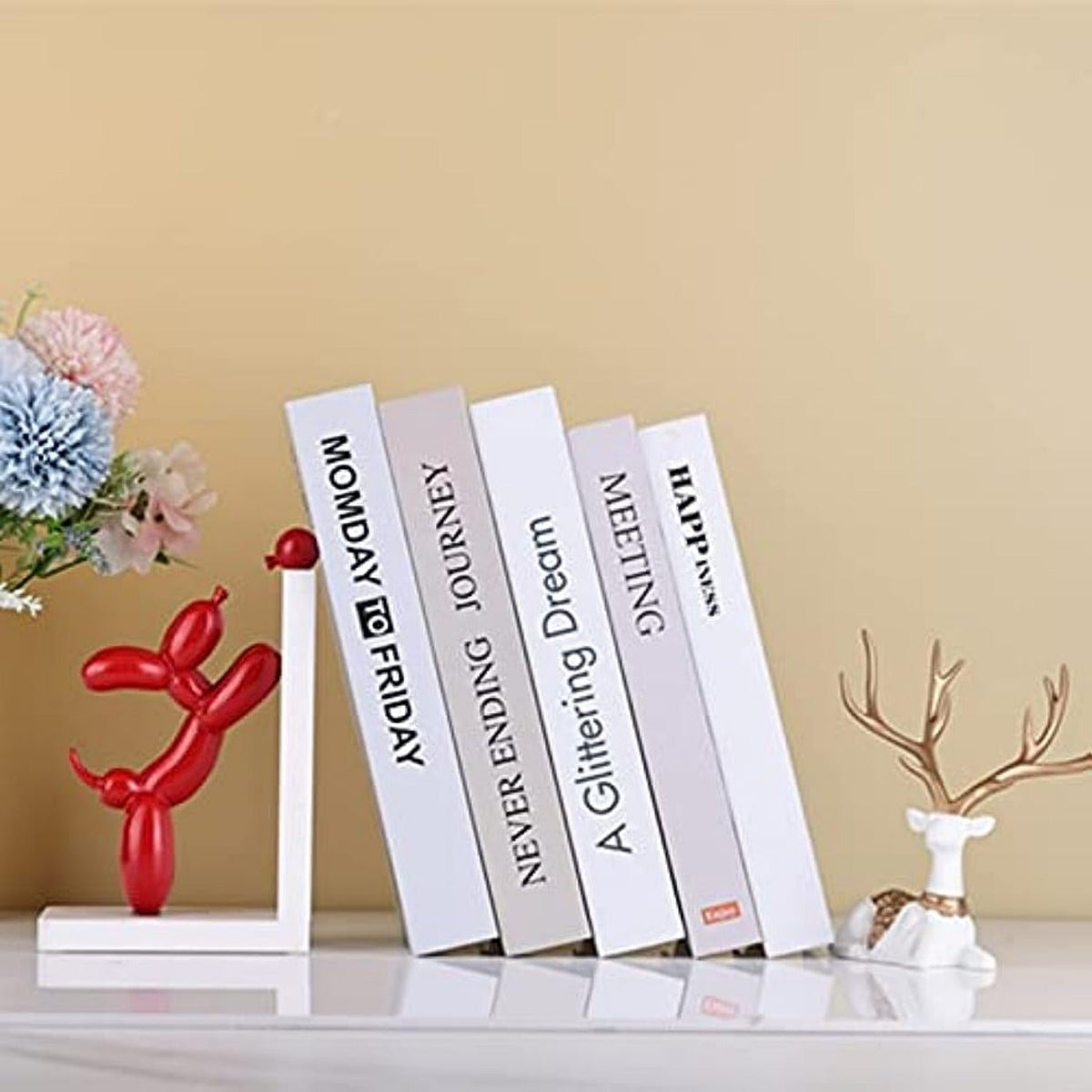 BalloonDog - Playful Bookends for Creative Interiors