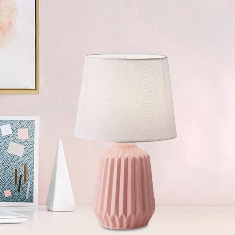 Eovelle - Elegant Table Lamp for a Refined Atmosphere