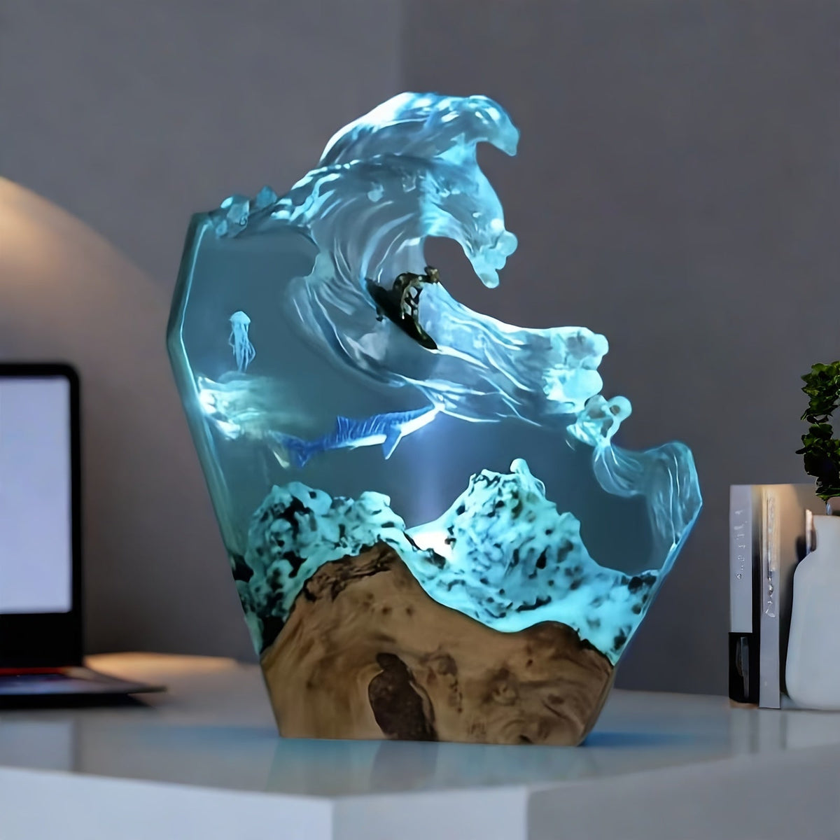 OceanGlow Lamp - Unique Resin Whale Design Lamp