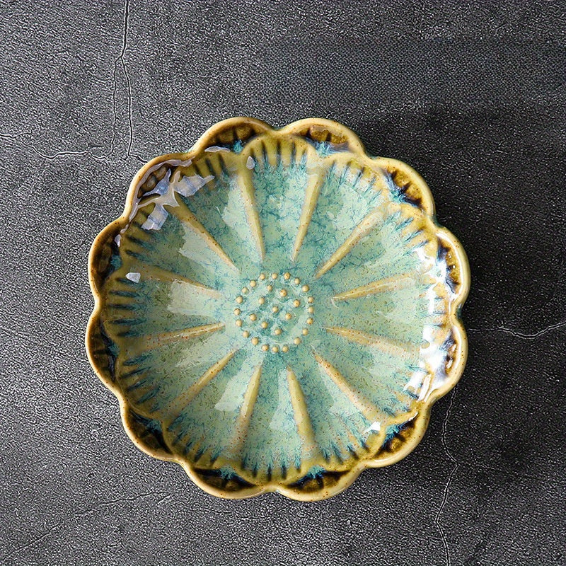 LotusTray - Flower-Shaped Ceramic Trinket Dish