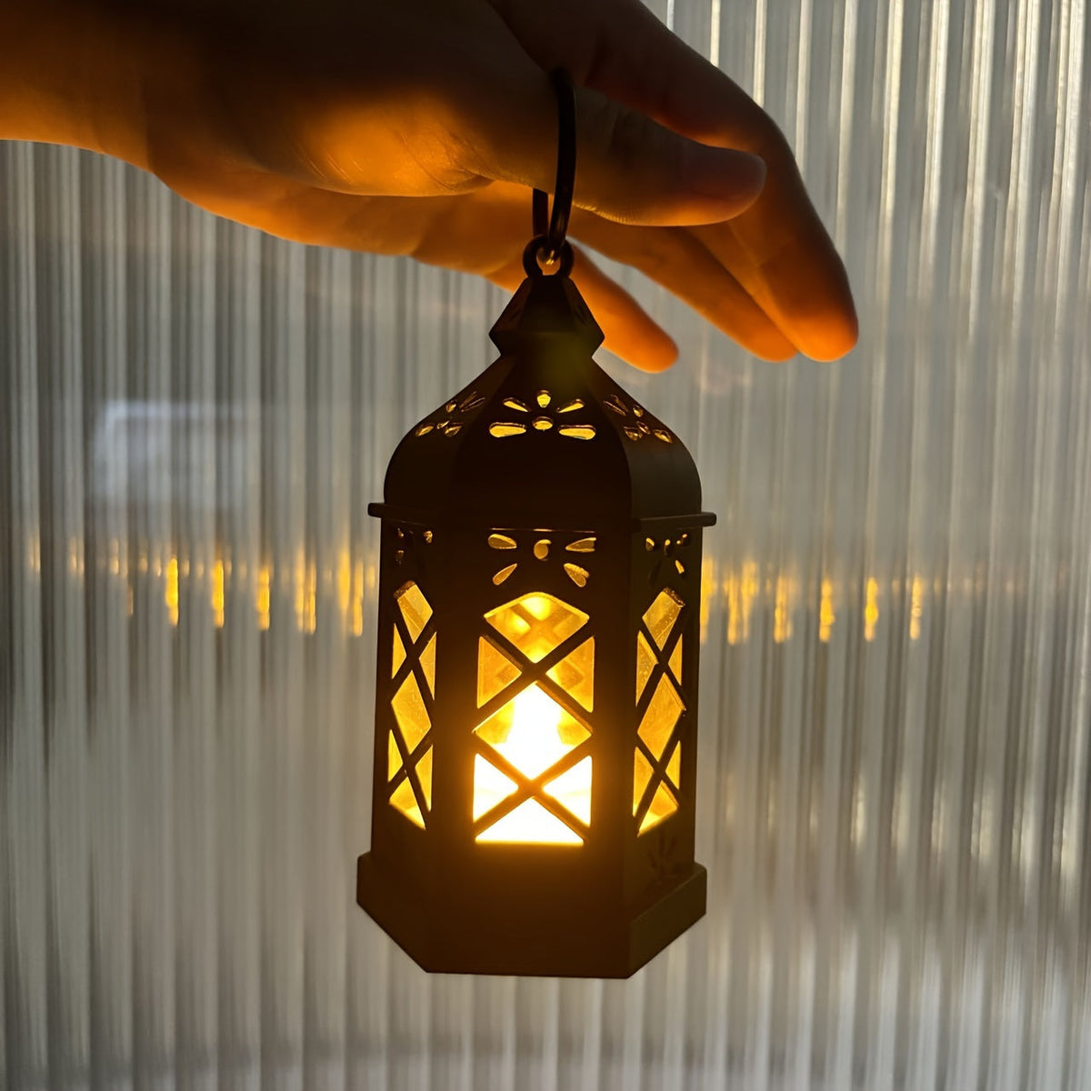 LuxeGlow Lanterns - Rustic LED Lantern Set for a Festive Ambience