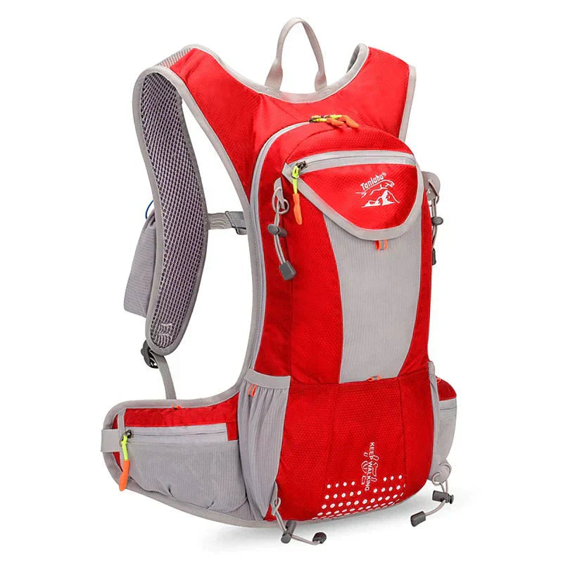 TravelLite - Ultralight Backpack with Integrated 2L Water Bladder