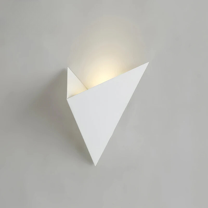 TriGlow Light - Modern 3W LED Wall Light
