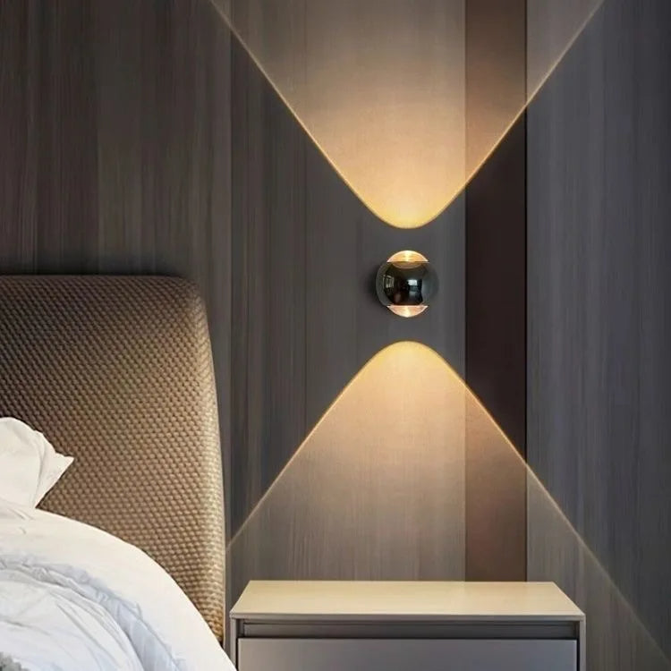LumièreArt - Elegant Wall Sconce with Adjustable Lighting