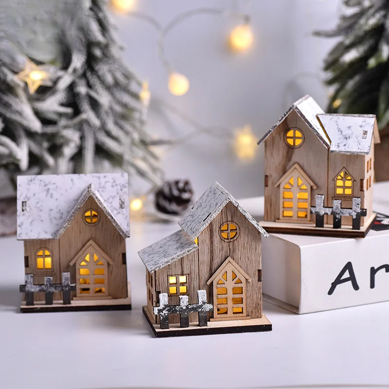 FrostGlitter - LED House-Shaped Christmas Lanterns for a Festive Glow