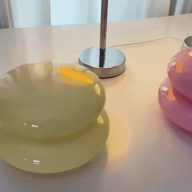 Puffette - Glass Table Lamp with USB Port and 3 Light Colors