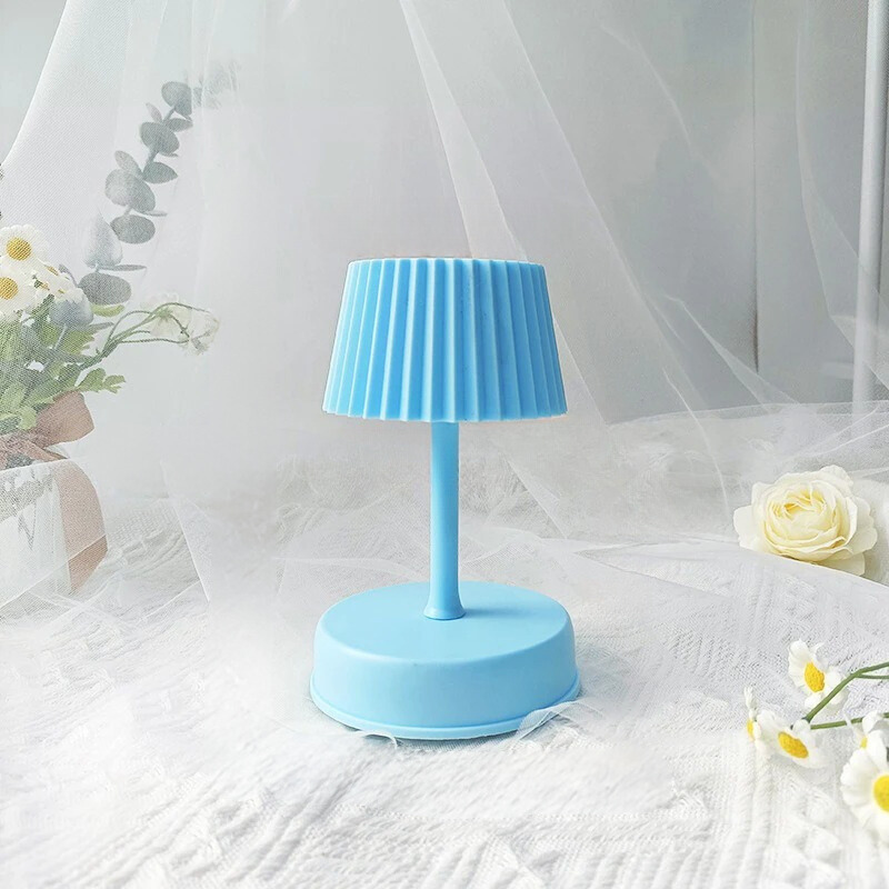 Portable LED Table Lamp - Soft Light for a Warm Ambiance