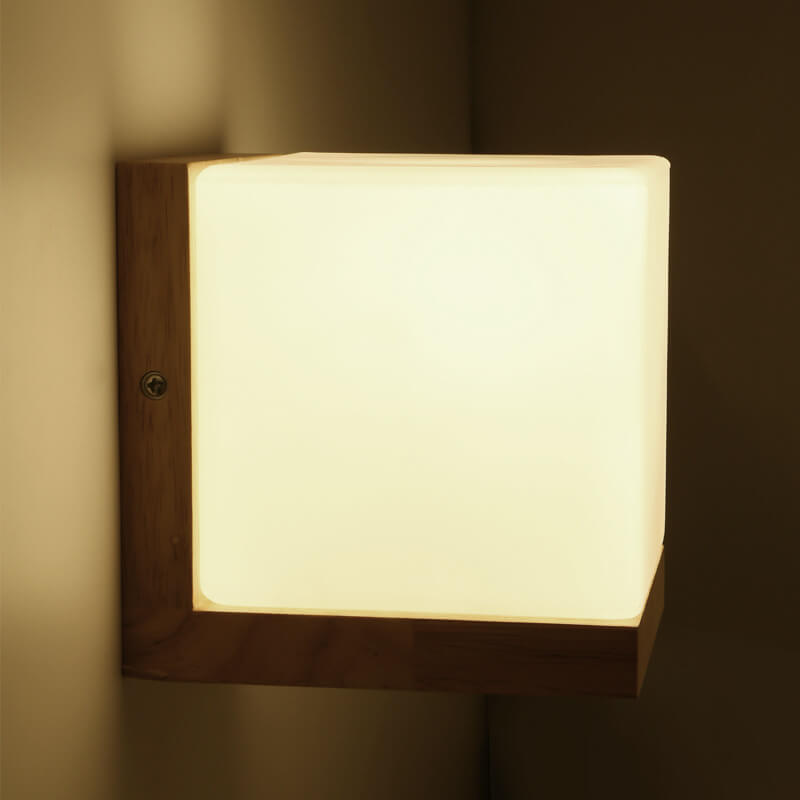 EcoChic - Wooden Cube Wall Sconce with Modern, Sustainable Design