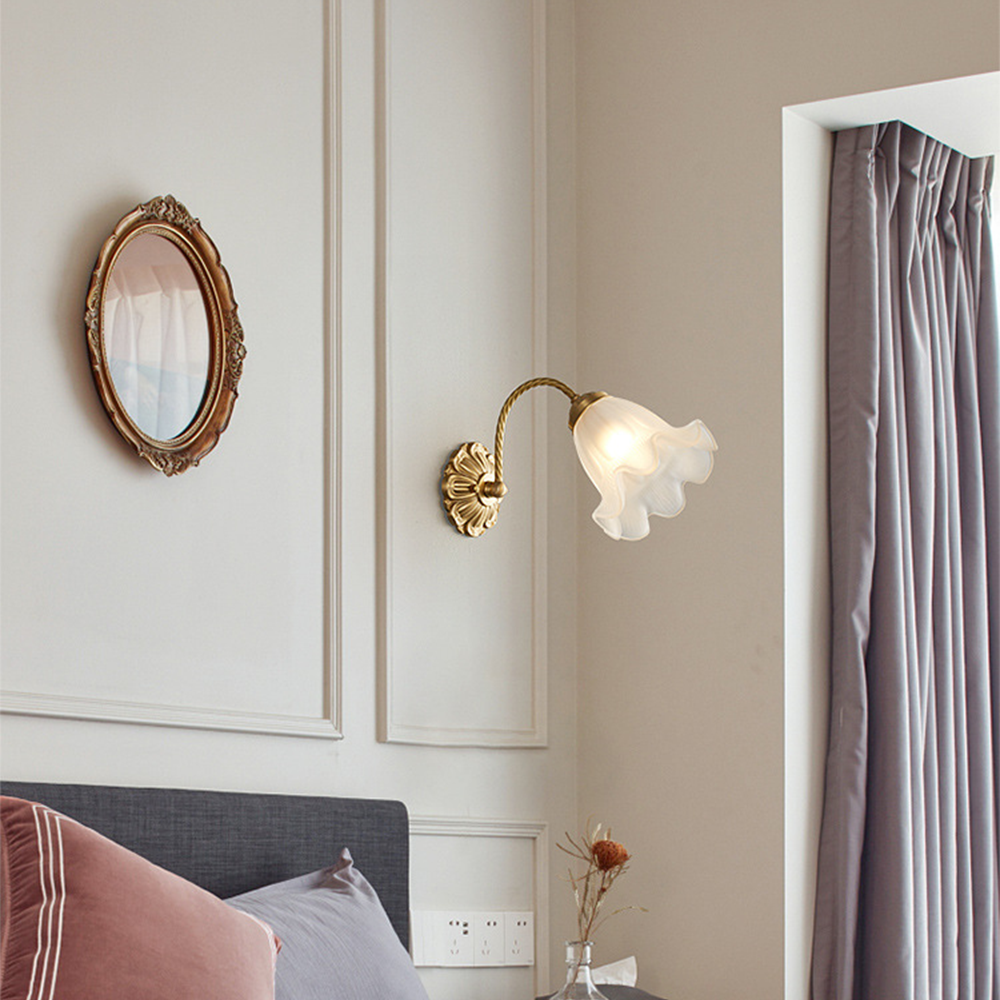 Kalvane - Retro Glass Wall Sconce for a Warm Ambiance