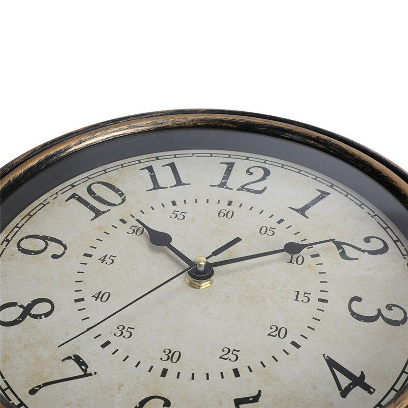 OakChron - Vintage Wood-Effect Wall Clock with Timeless Design