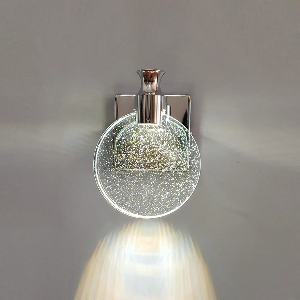 LumièreCéleste - Elegant Gold Wall Sconce for Warm Interiors