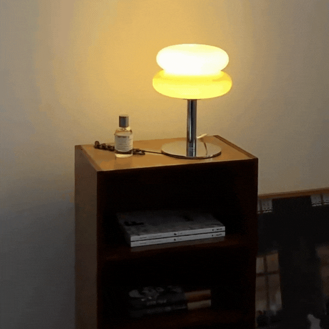 Puffette - Glass Table Lamp with USB Port and 3 Light Colors