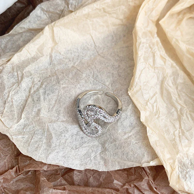 Seraphine - Bague zircone en S en argent glamour