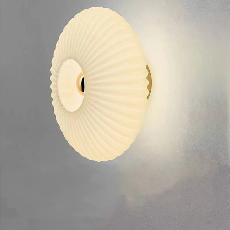 Verre Luminis - Elegant Glass Wall Light for Ambient Lighting