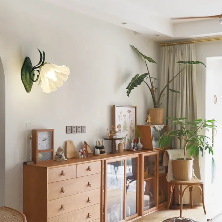 LilyGlow - Elegant Nature-Inspired Wall Sconce