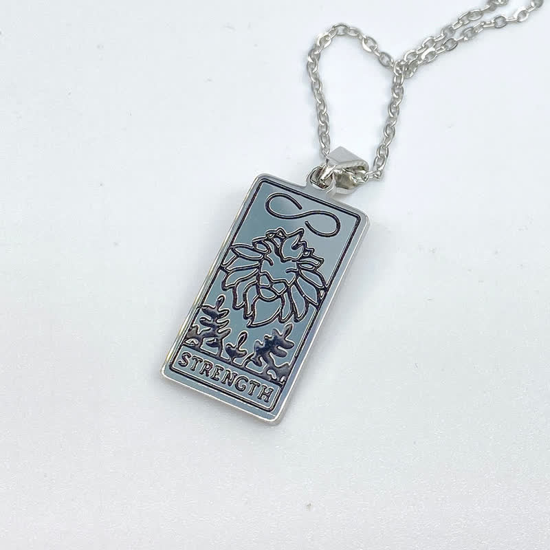 Seraphina - Pendentif porte-bonheur carte tarot vintage