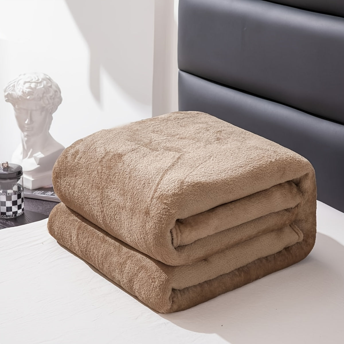 UrsaWeave - Soft Warm Flannel Throw for All Seasons