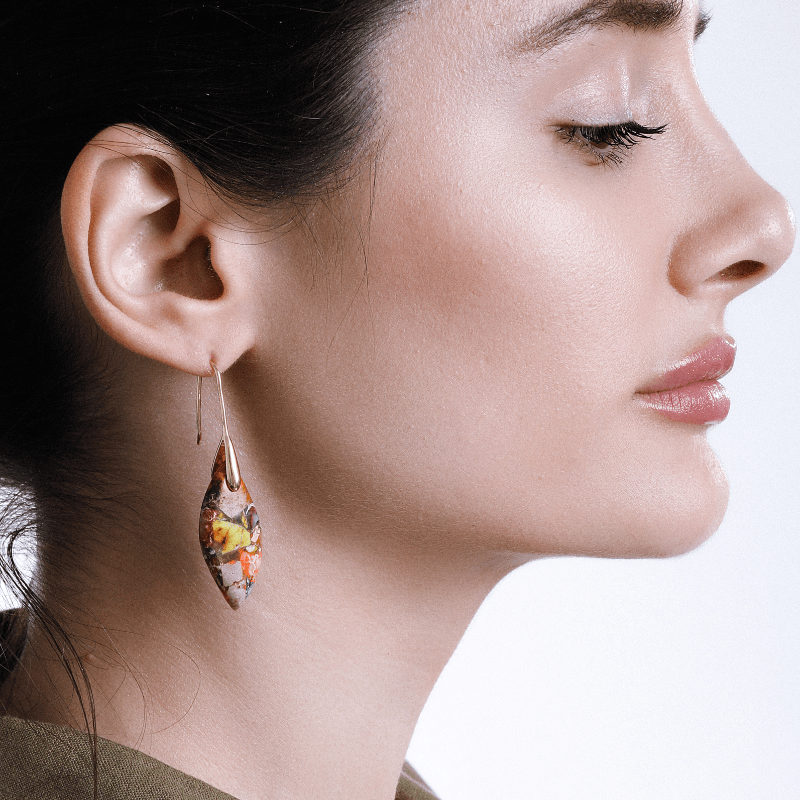 Amaris - Elegant Teardrop Earrings