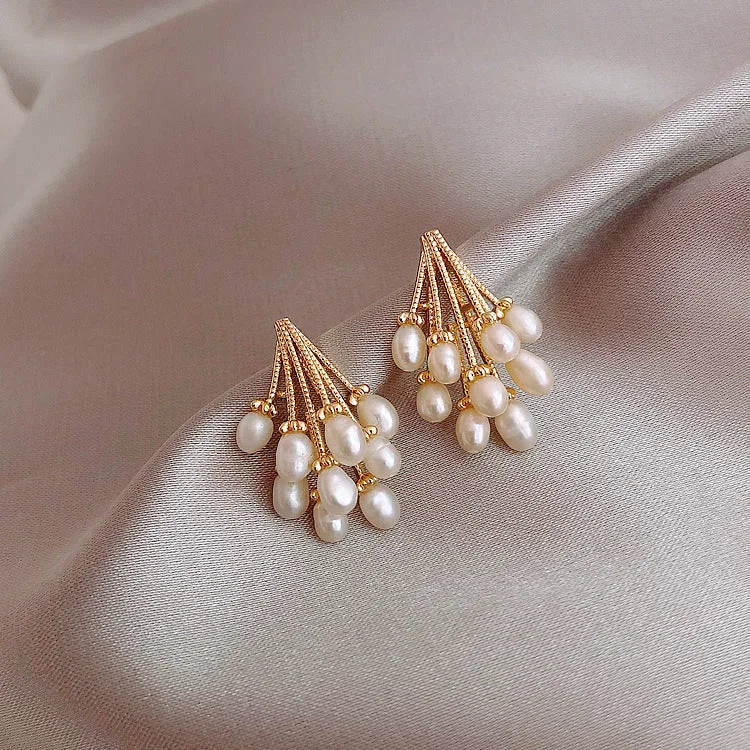 Noelle - Boucles d'oreilles pompons perles en or 18K
