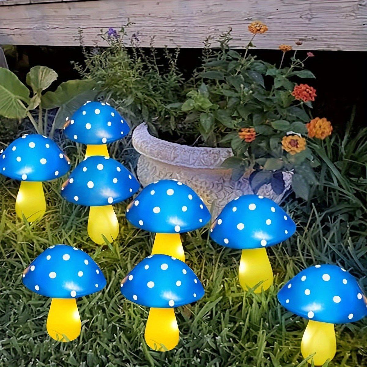 Arbogrove - Solar Mushroom Garden Lights with 8 Lighting Modes