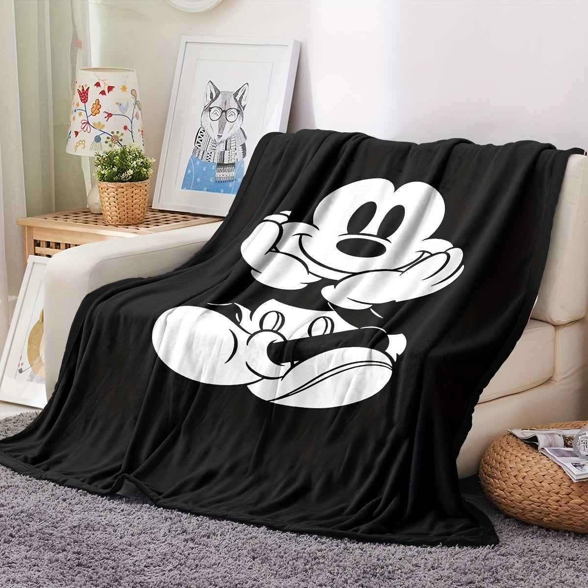 MickeyDream - Soft & Fun Fleece Throw Blanket for the Whole Family