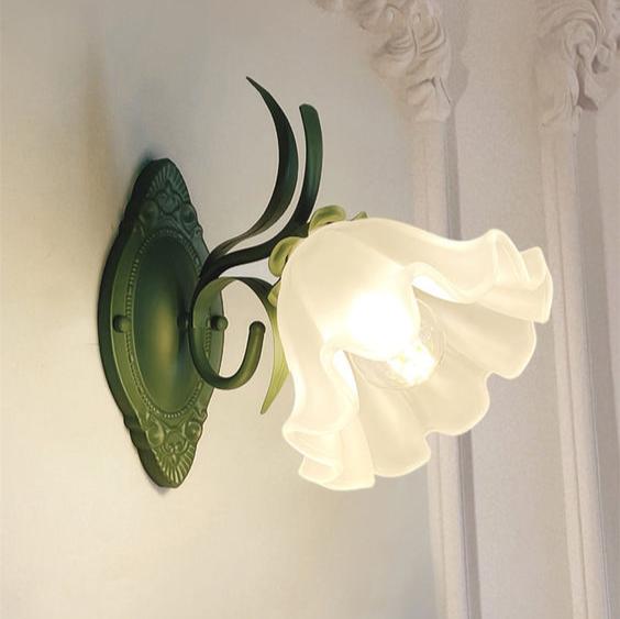 LilyGlow - Elegant Nature-Inspired Wall Sconce