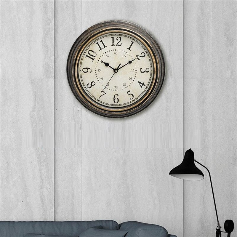 OakChron - Vintage Wood-Effect Wall Clock with Timeless Design
