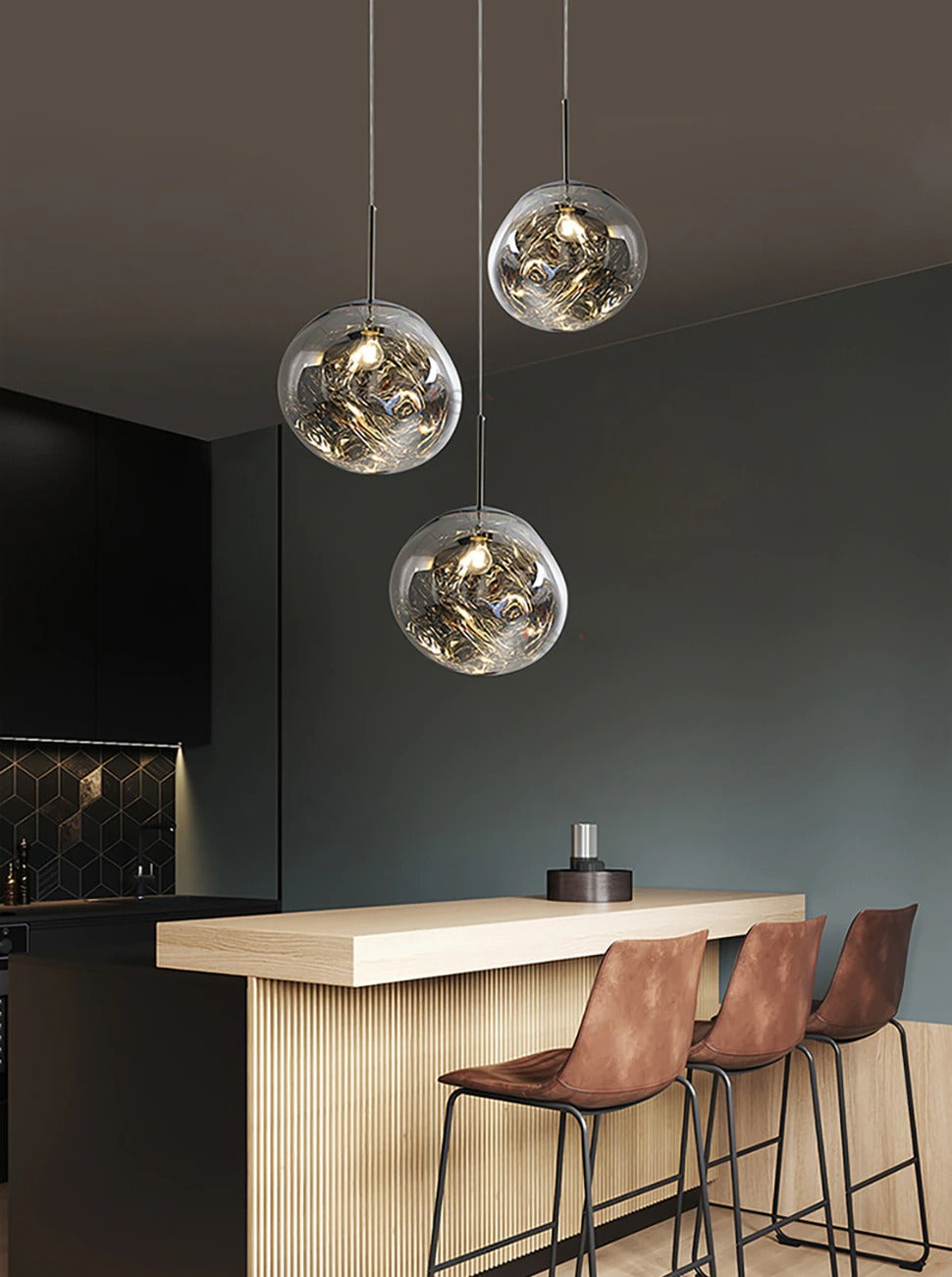 ChicGlow Pendant - Luxury LED Pendant Light for Kitchen and Dining Room