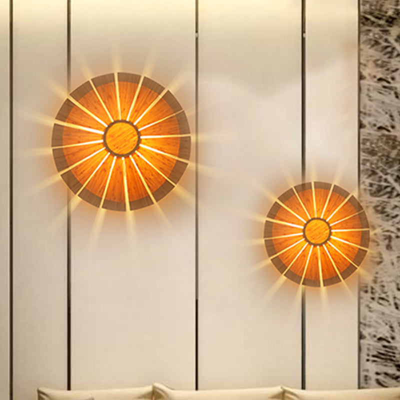 CircleWood - Round Wood Wall Sconce for a Warm Ambiance