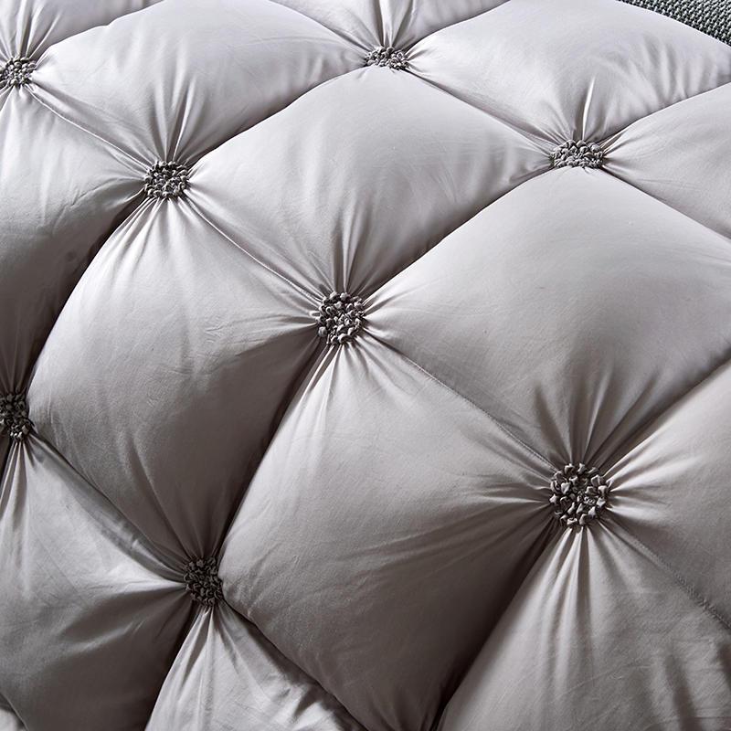 PlumeLux - Luxurious Goose Down Duvet for Comfortable Sleep