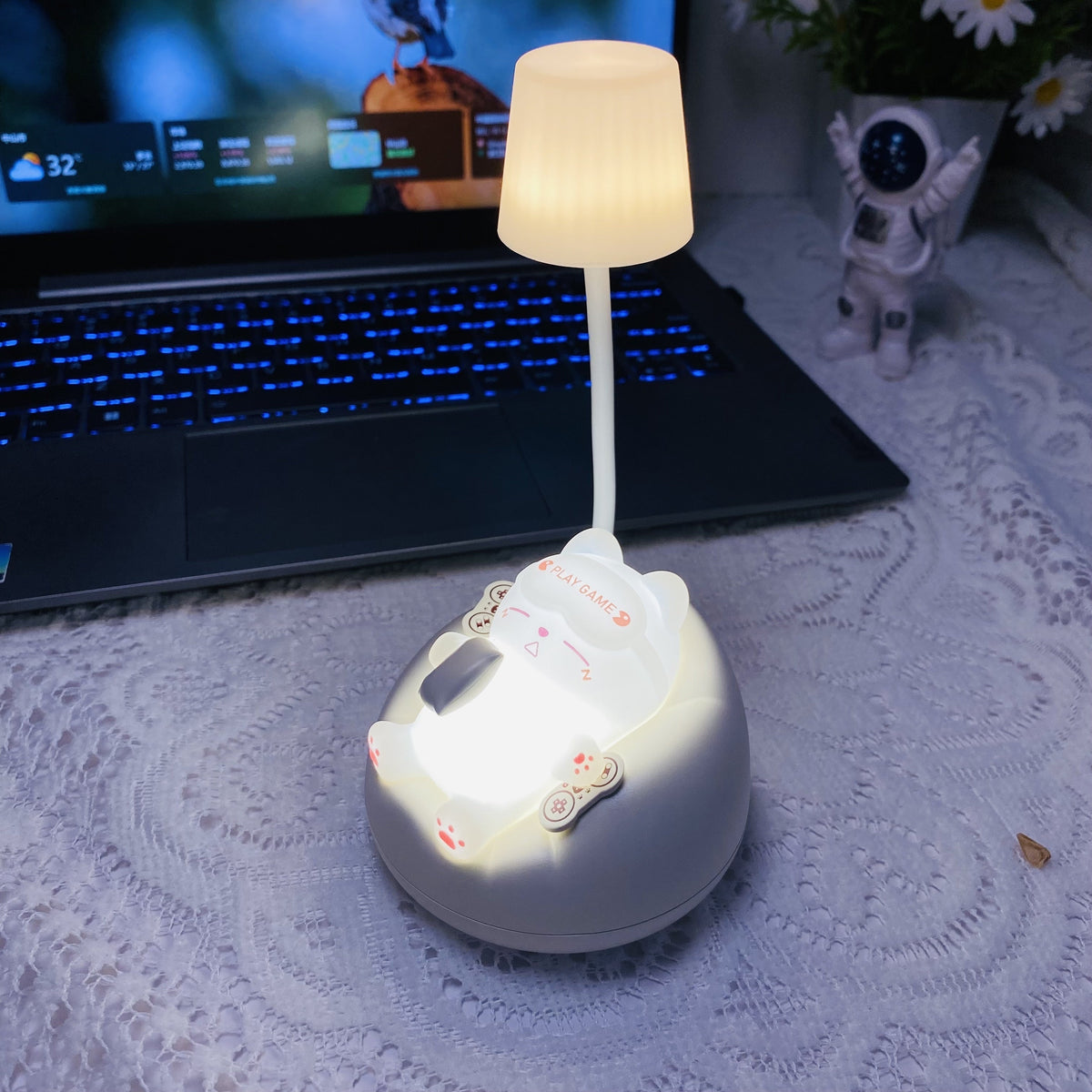 SleepyKitten Lamp - Rechargeable USB LED Cat Night Light
