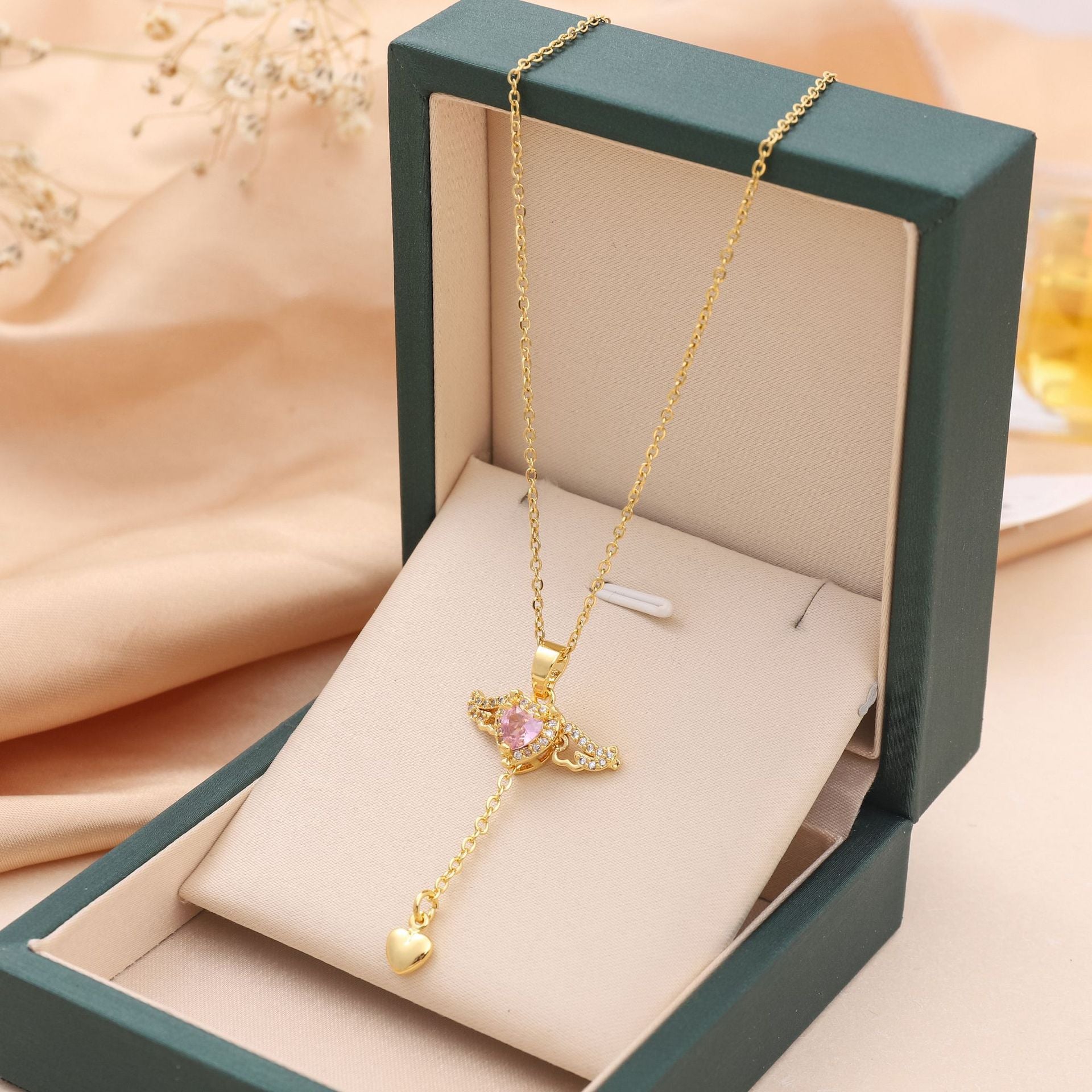 Livia - Elegant Angel Wing Pendant Necklace