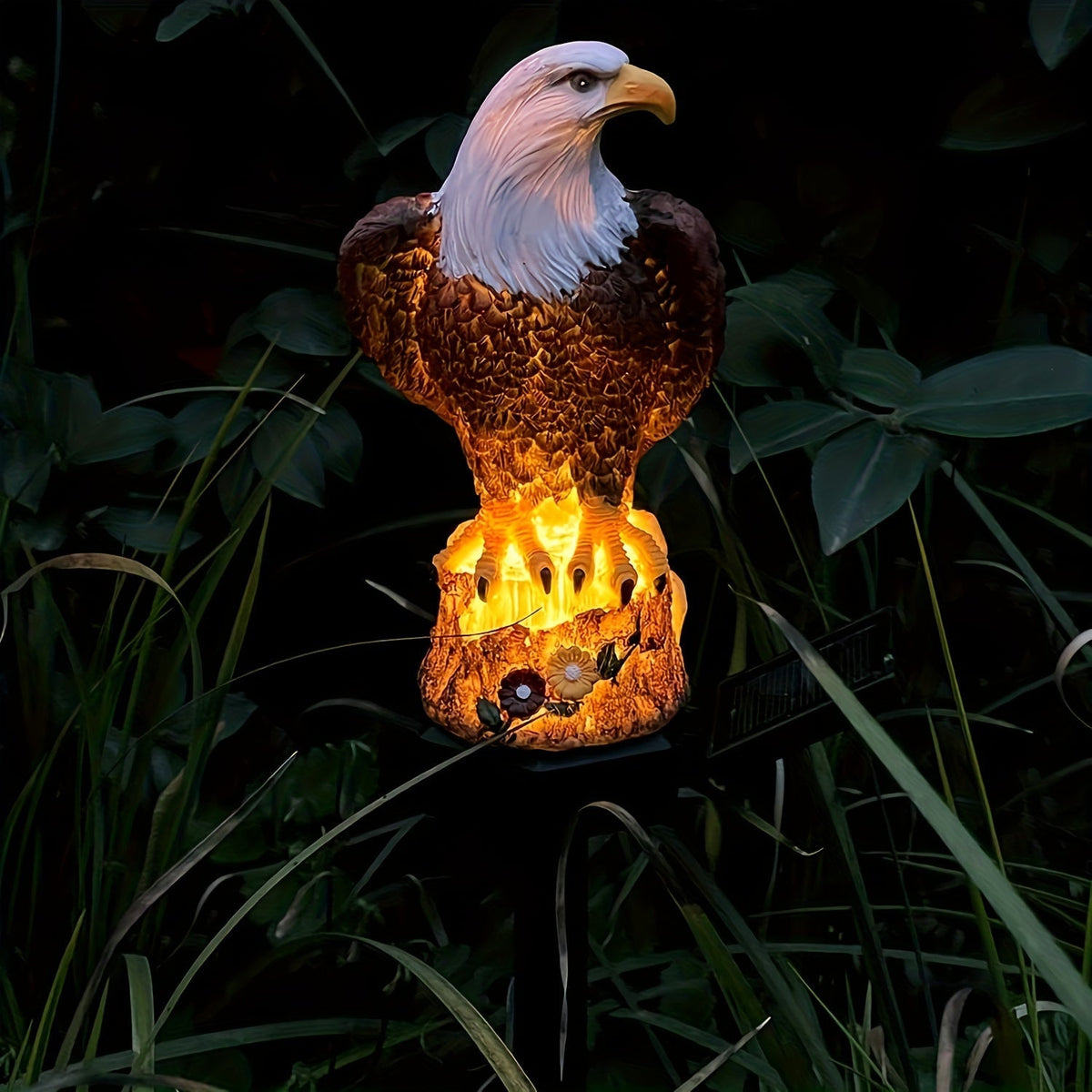 SolarGlow Eagle - Solar Garden Lamp with Eagle Design