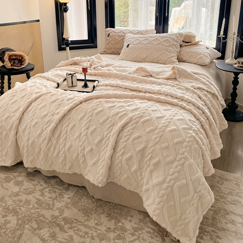 EssenceBlanket - Lightweight Elegant Throw Blanket for All Seasons