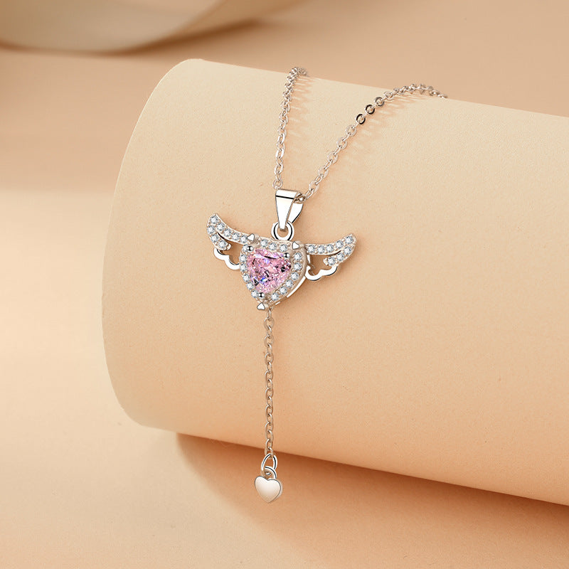 Livia - Elegant Angel Wing Pendant Necklace