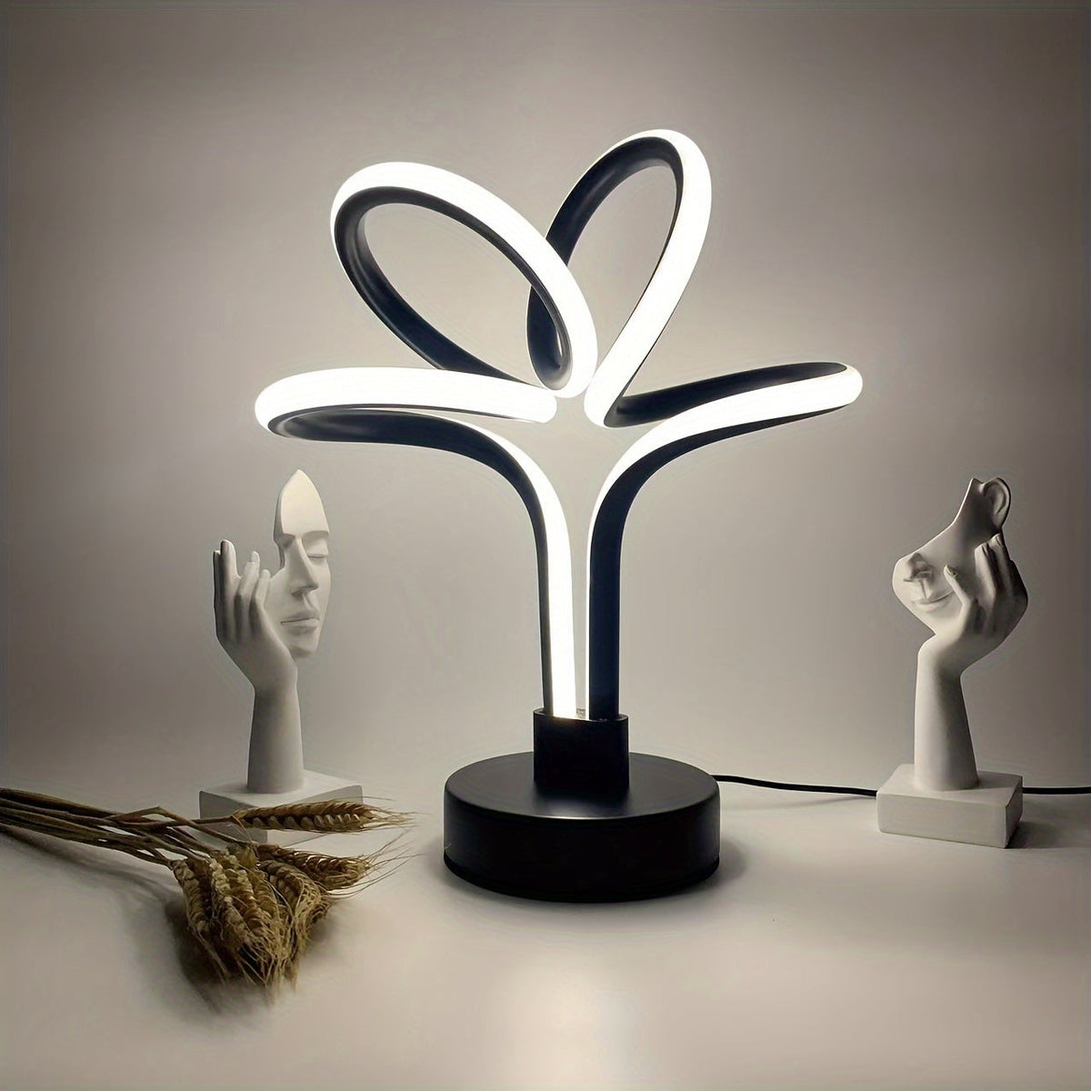 Falnor - USB LED Table Lamp with Scandinavian Design