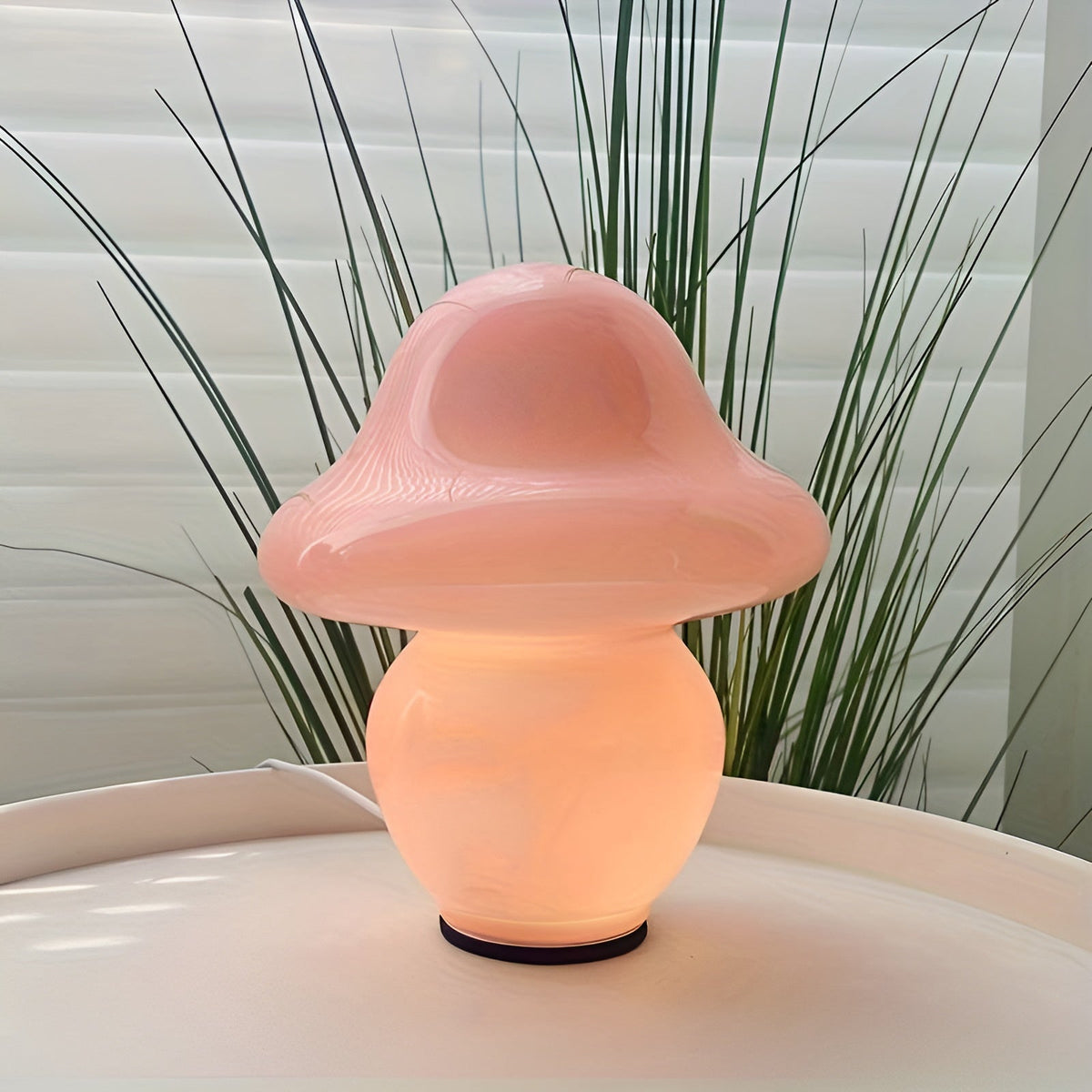 MushroomDream - Glass Mushroom Lamp for a Magical Ambiance