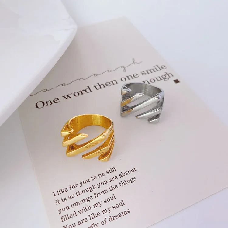 Amaris - Bague multicouche torsadée à l'esprit avant-garde