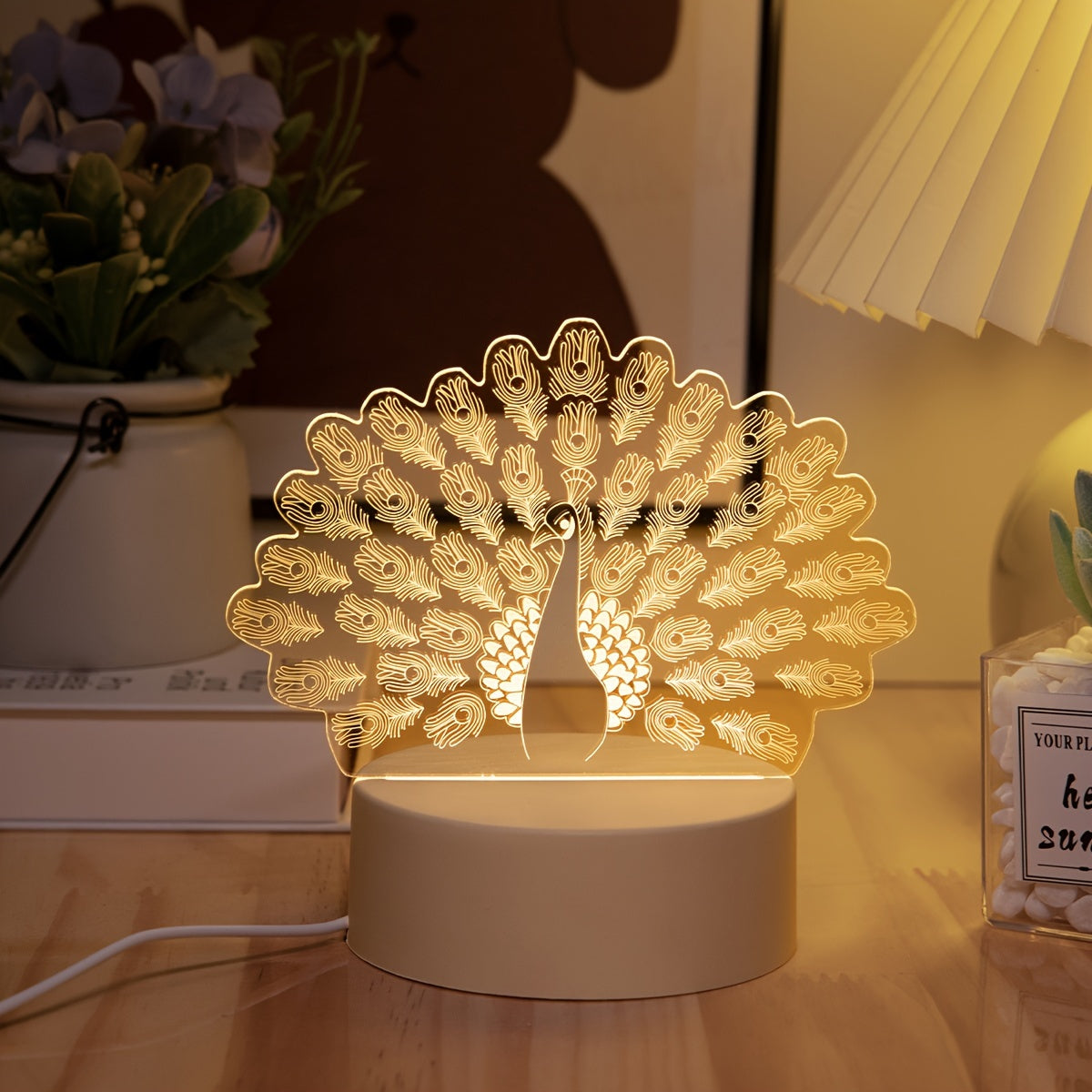 LumiPauw - LED USB Desk Lamp with Peacock Design