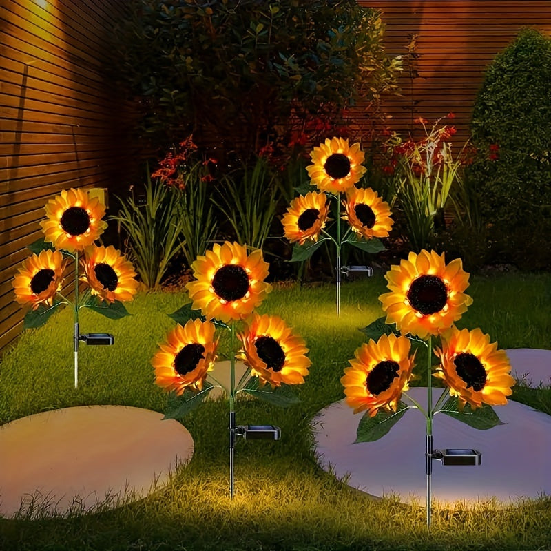 Wyldbloom - 3-Head Sunflower Solar Garden Lamp