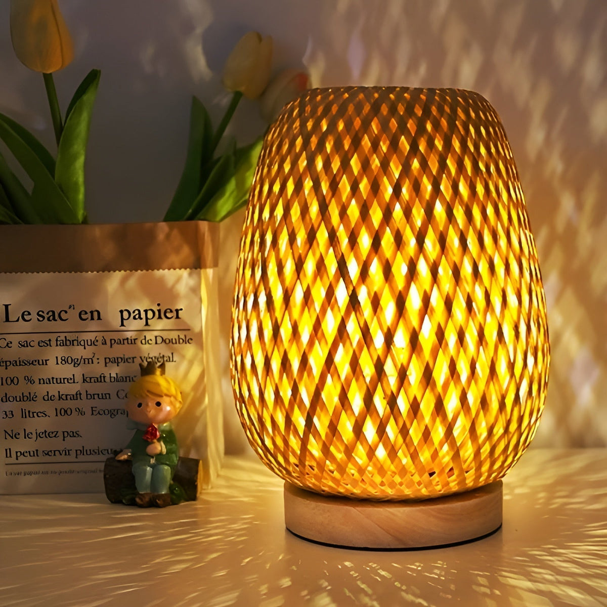 BambooAura - USB-Powered Bamboo Table Lamp