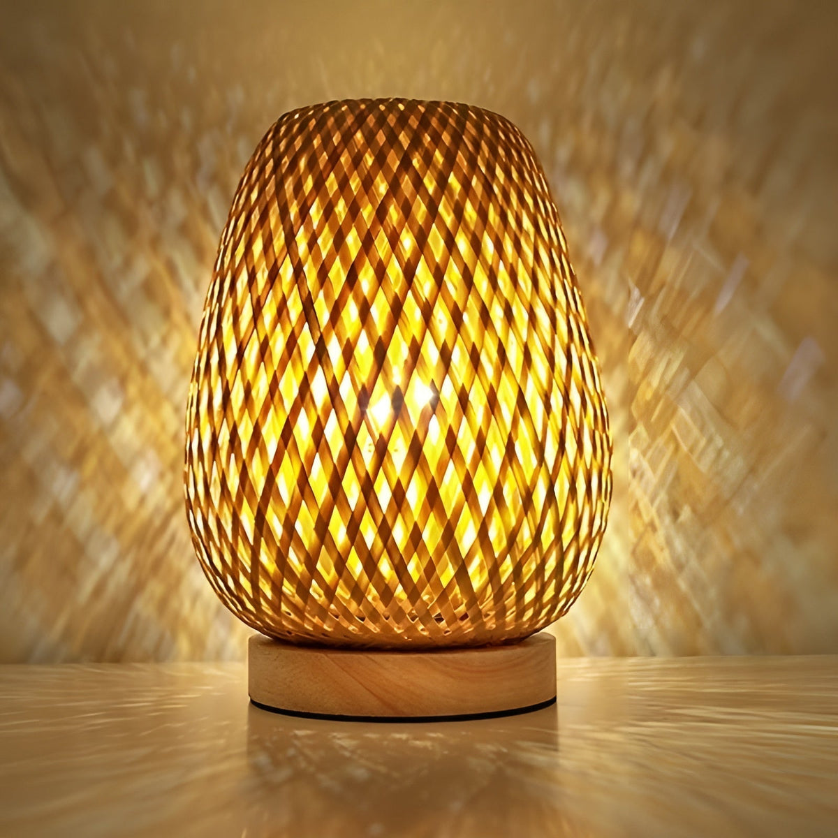 BambooAura - USB-Powered Bamboo Table Lamp