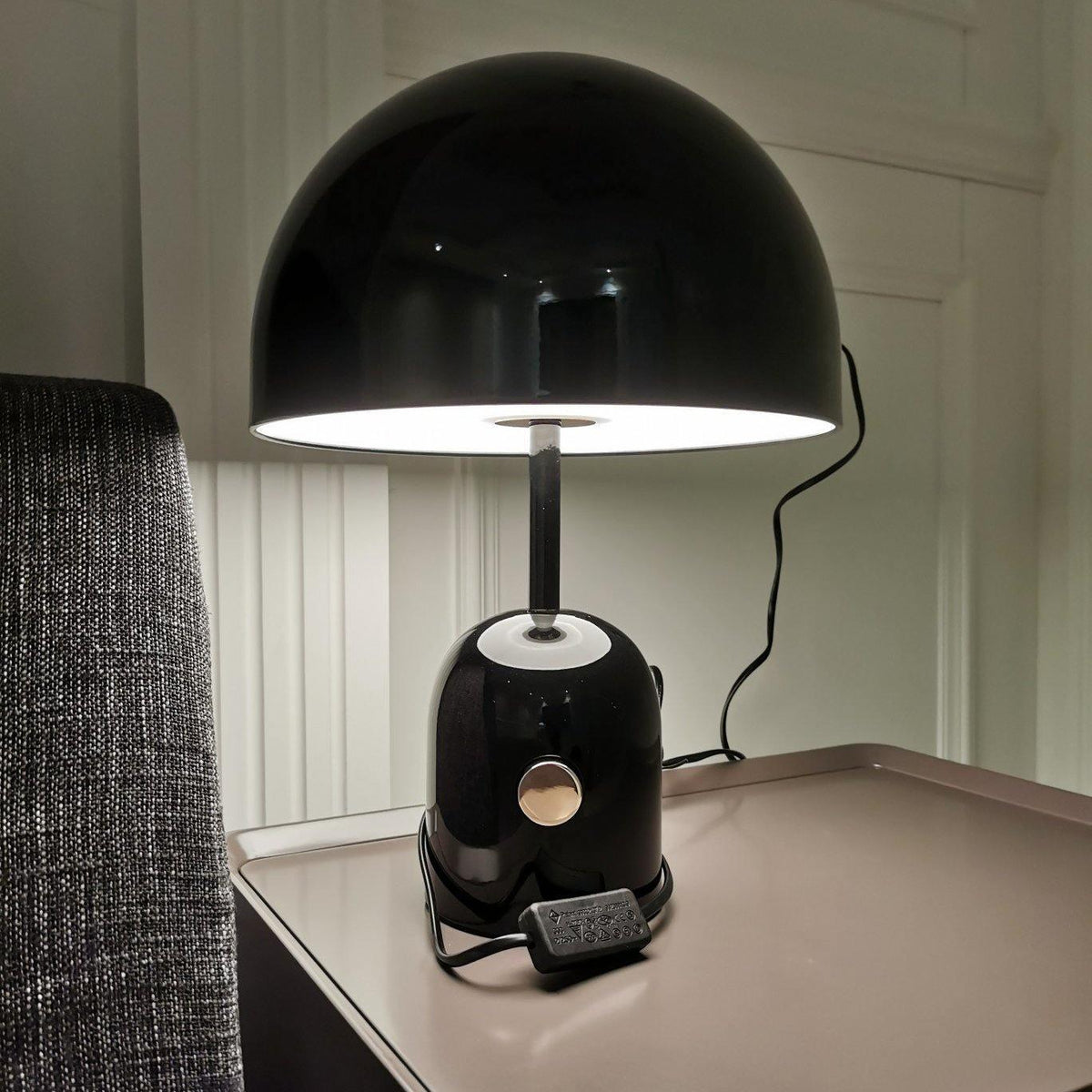 ChimeGlow Lamp - Elegant Bell-Shaped Lamp for the Home