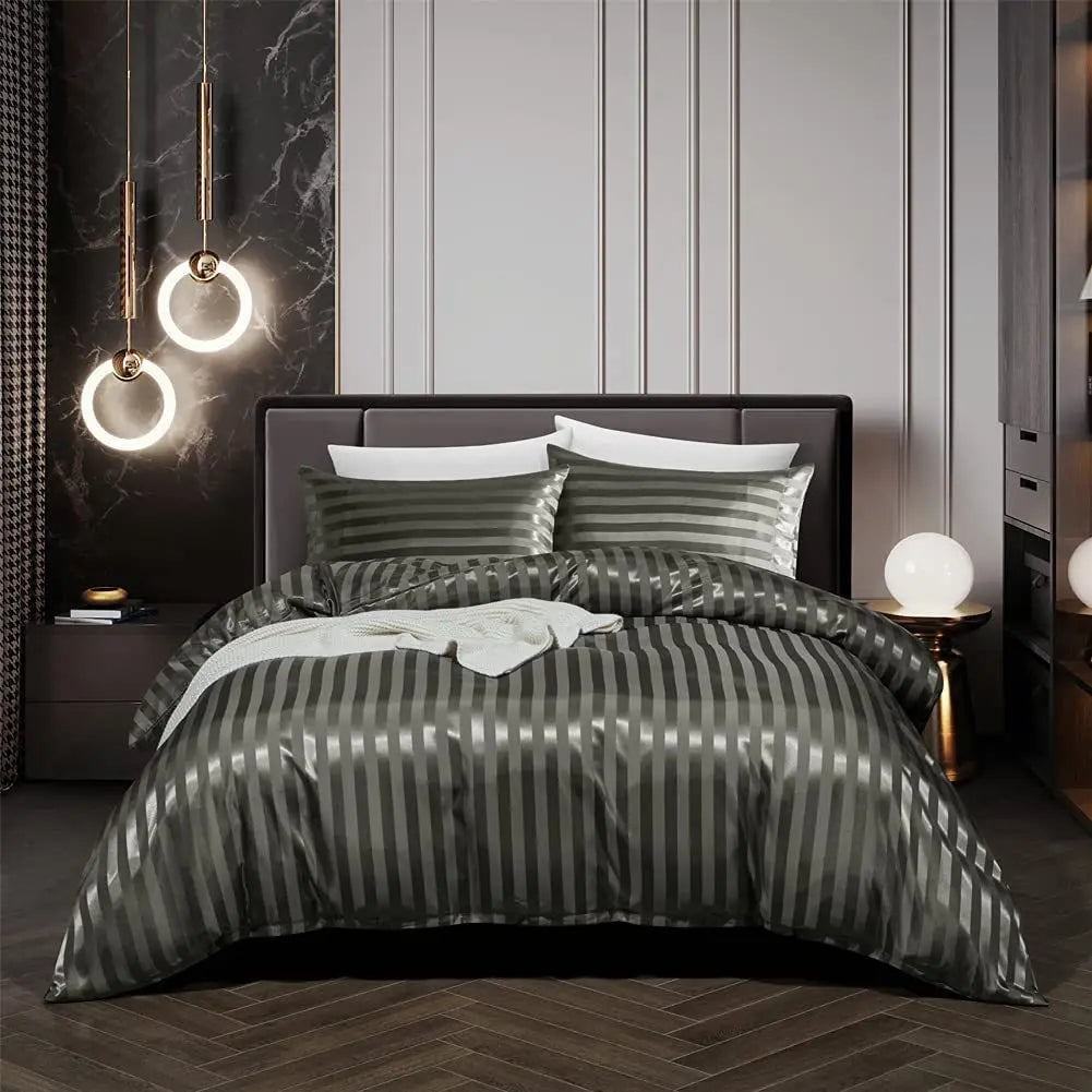 NoirLuxe - Luxurious Satin Bedding Set for an Elegant Bedroom
