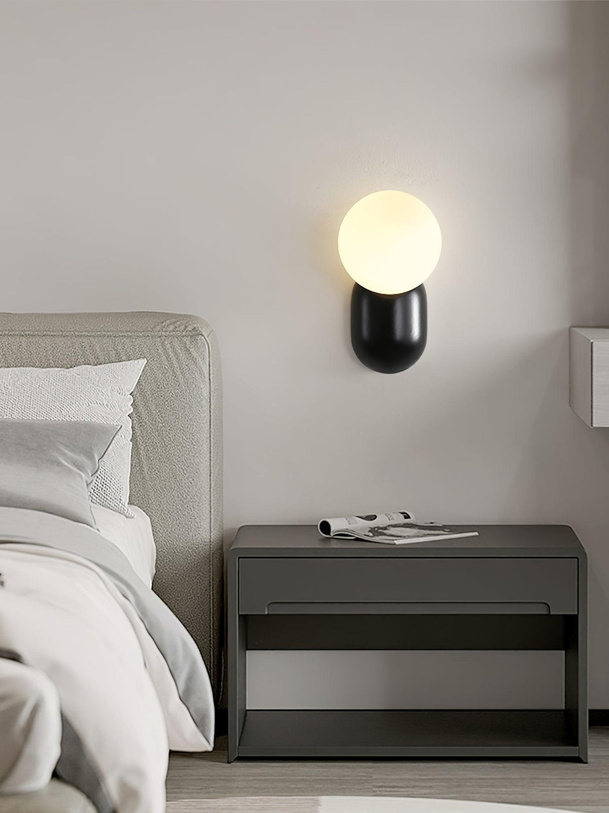 Utique - Elegant and Efficient Resin LED Wall Sconce