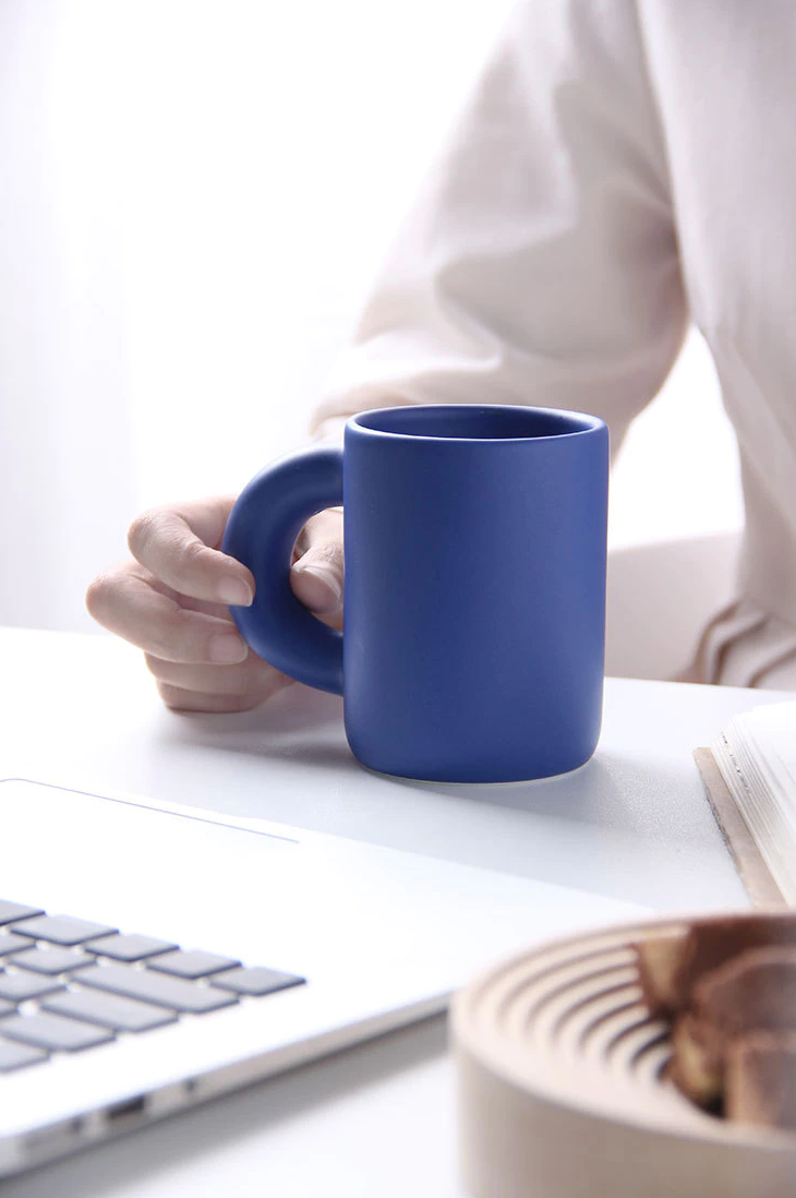 Athenea Cup - Luxury Porcelain Cup with Geometric Pattern