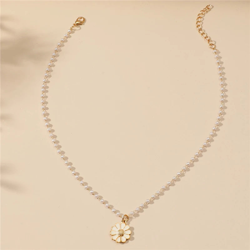Lara - Collier pendentif marguerite et perle